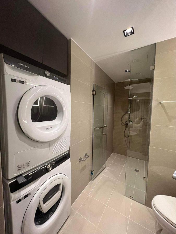 تاغويغ Uptown Parksuites Bgc المظهر الخارجي الصورة