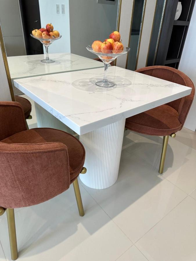 تاغويغ Uptown Parksuites Bgc المظهر الخارجي الصورة