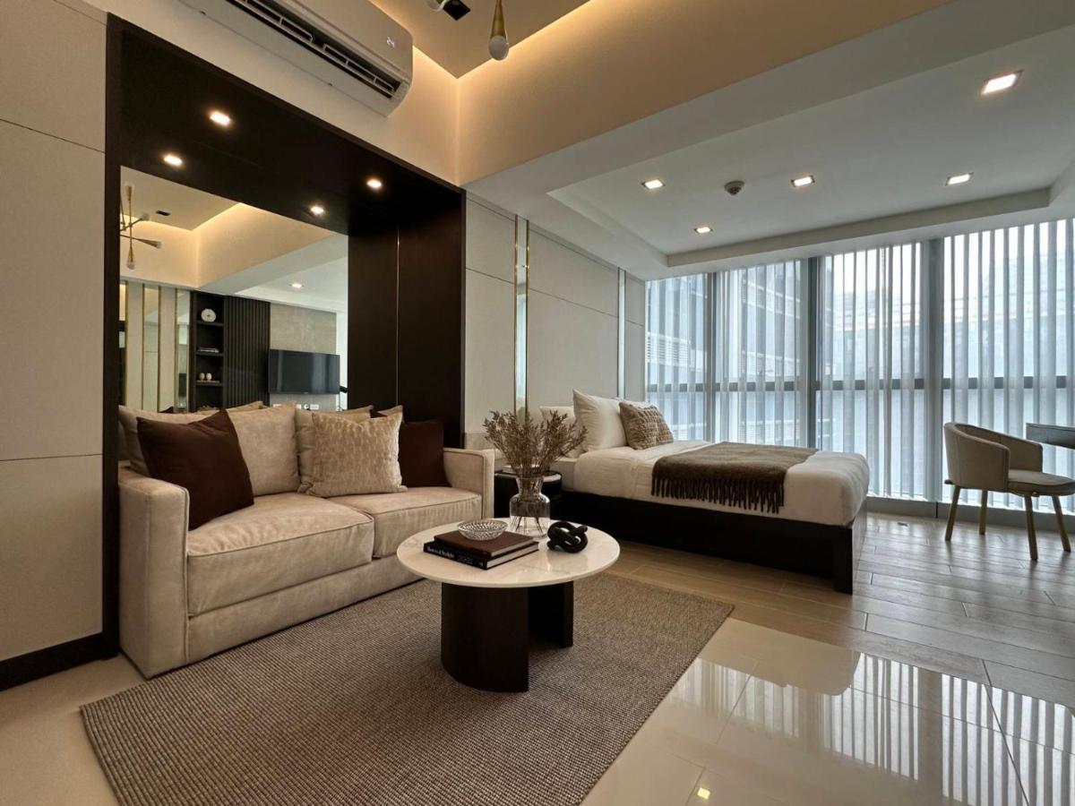تاغويغ Uptown Parksuites Bgc المظهر الخارجي الصورة
