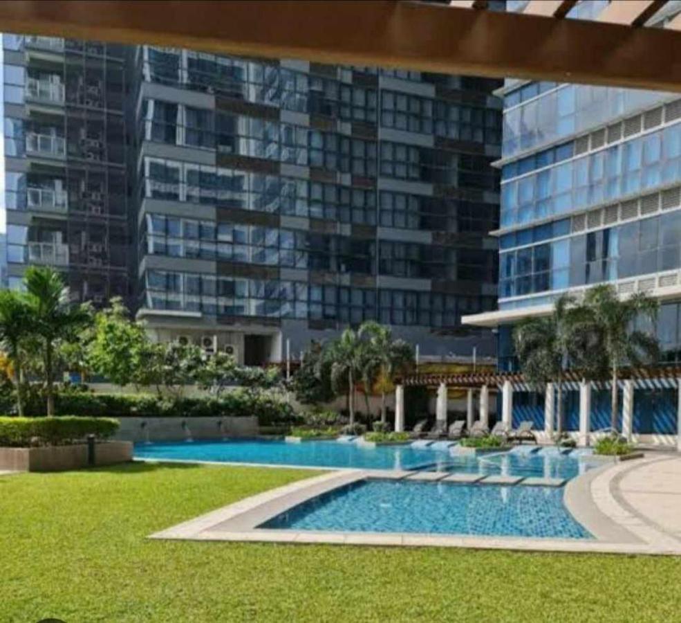 تاغويغ Uptown Parksuites Bgc المظهر الخارجي الصورة